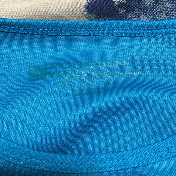 Blue Mountain Warehouse Athletic T-Shirt - Picture 3 of 3